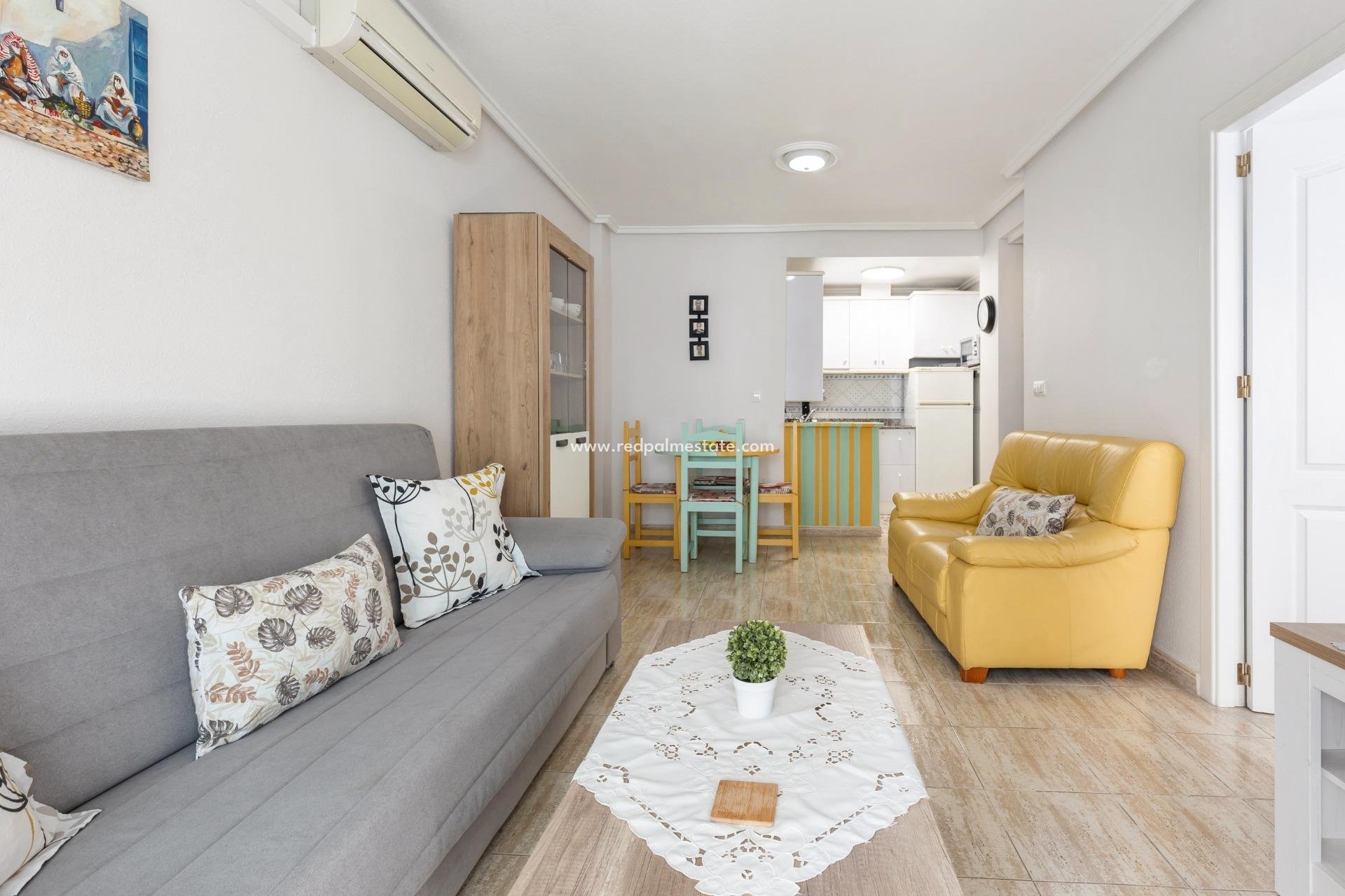 Resale - Apartment -
Torrevieja - Estacion de autobuses