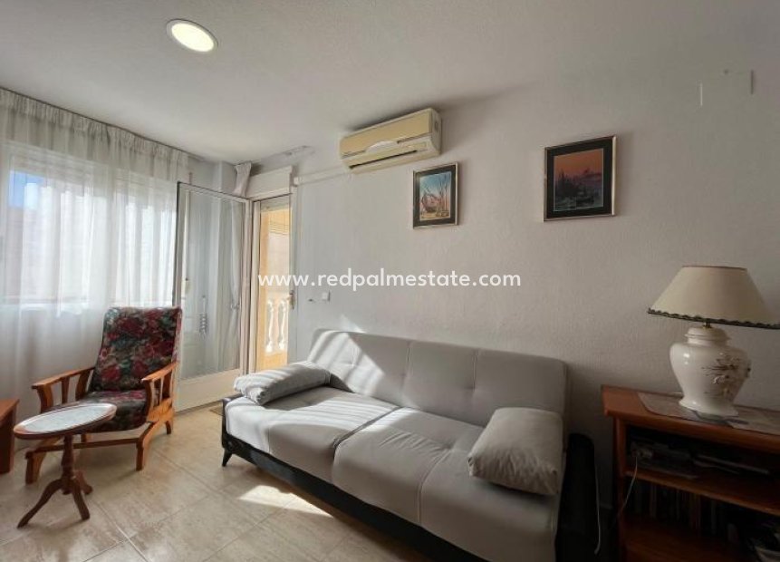 Resale - Apartment -
Torrevieja - Estacion de autobuses