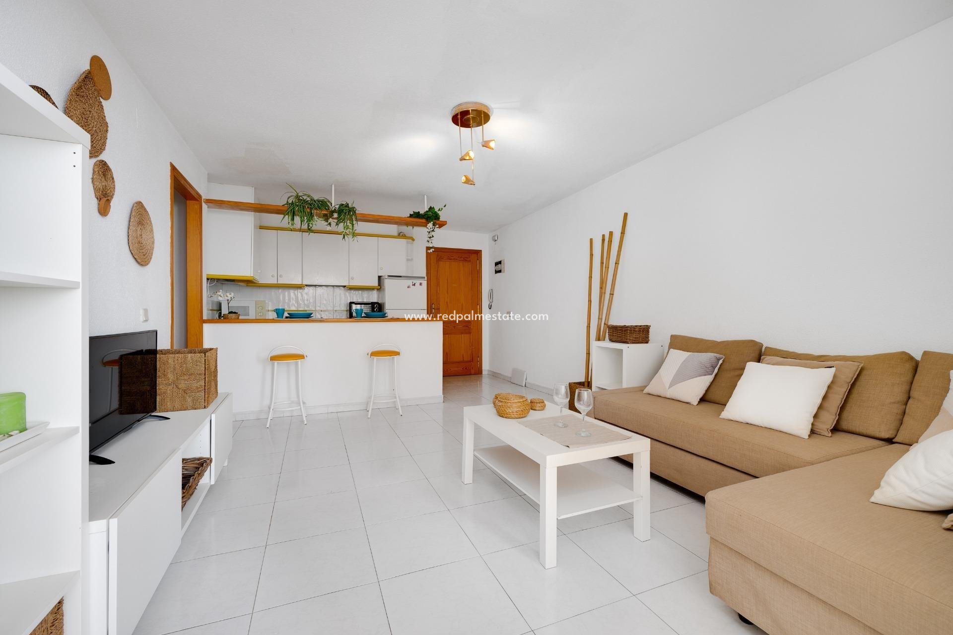 Resale - Apartment -
Torrevieja - Estacion de autobuses