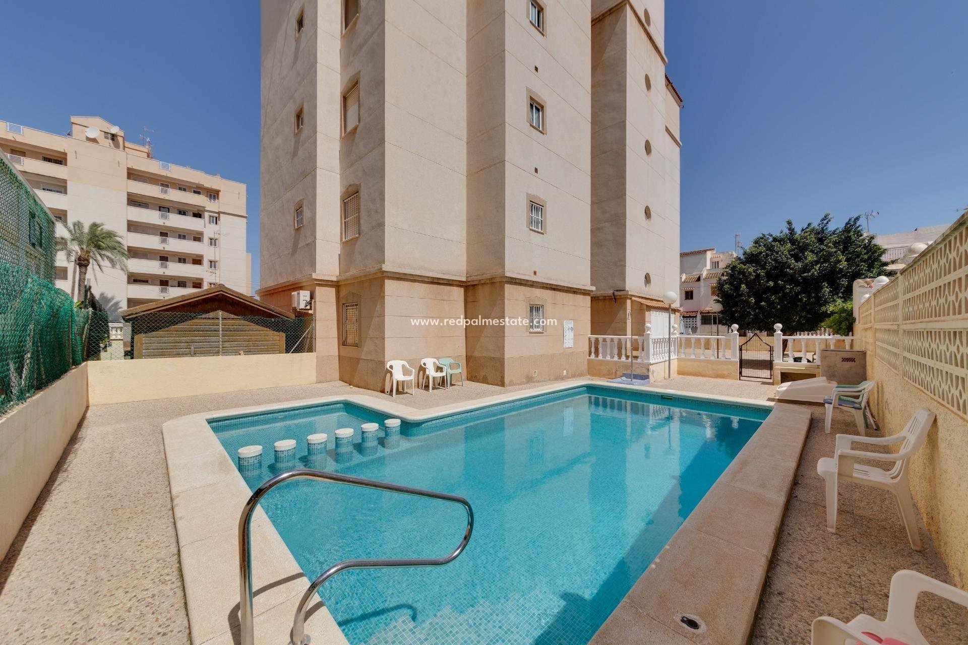 Resale - Apartment -
Torrevieja - Estacion de autobuses