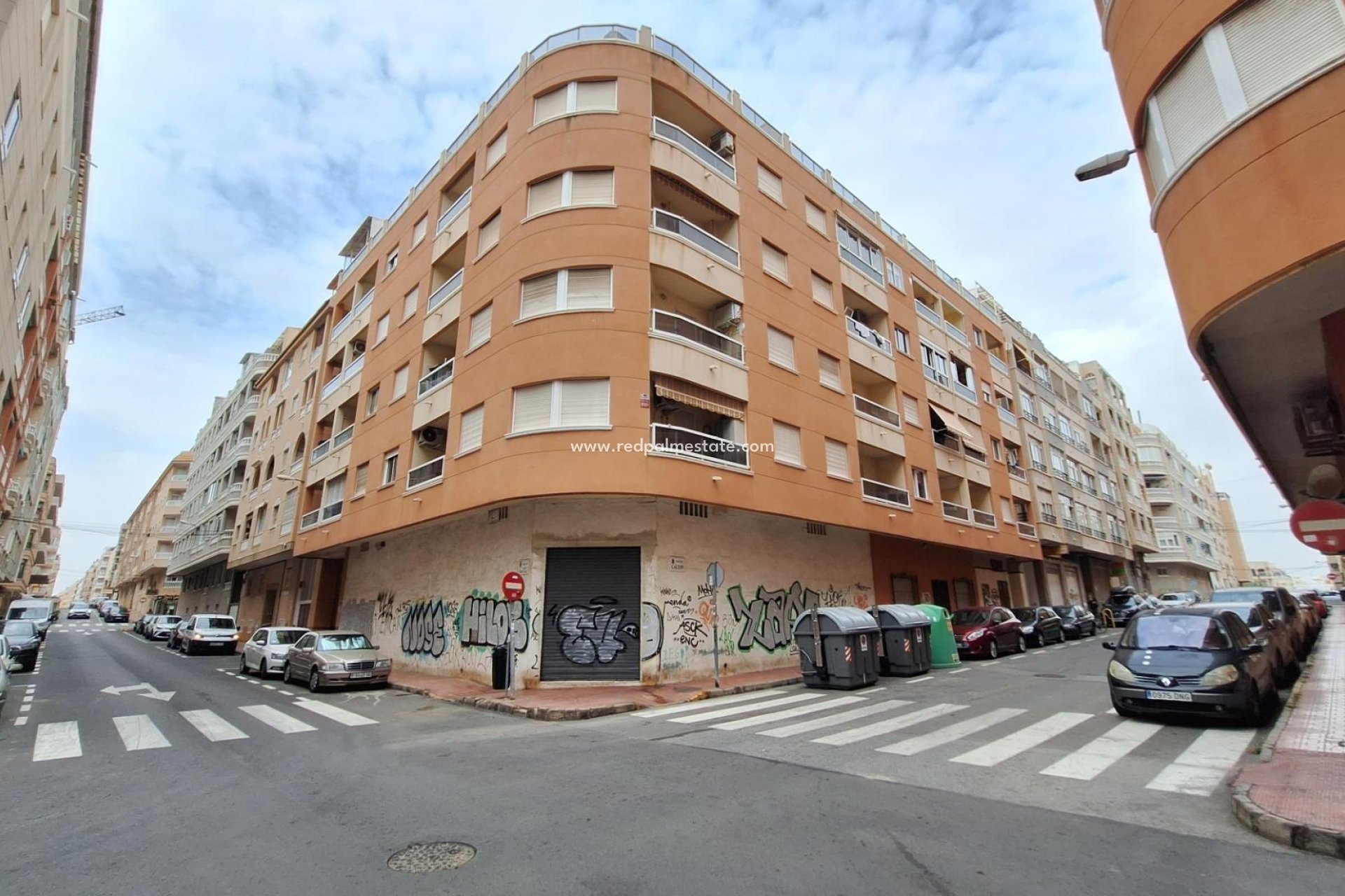 Resale - Apartment -
Torrevieja - Estacion de autobuses