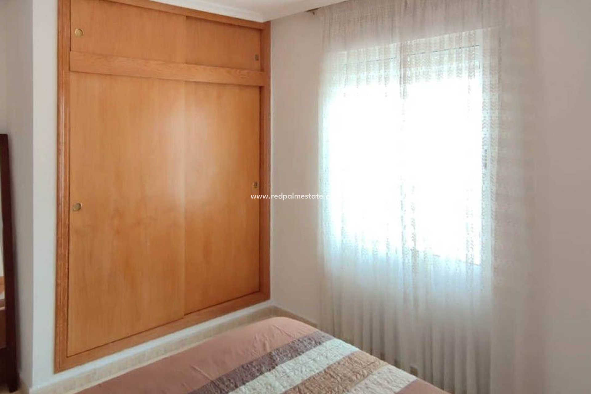 Resale - Apartment -
Torrevieja - Estacion de autobuses