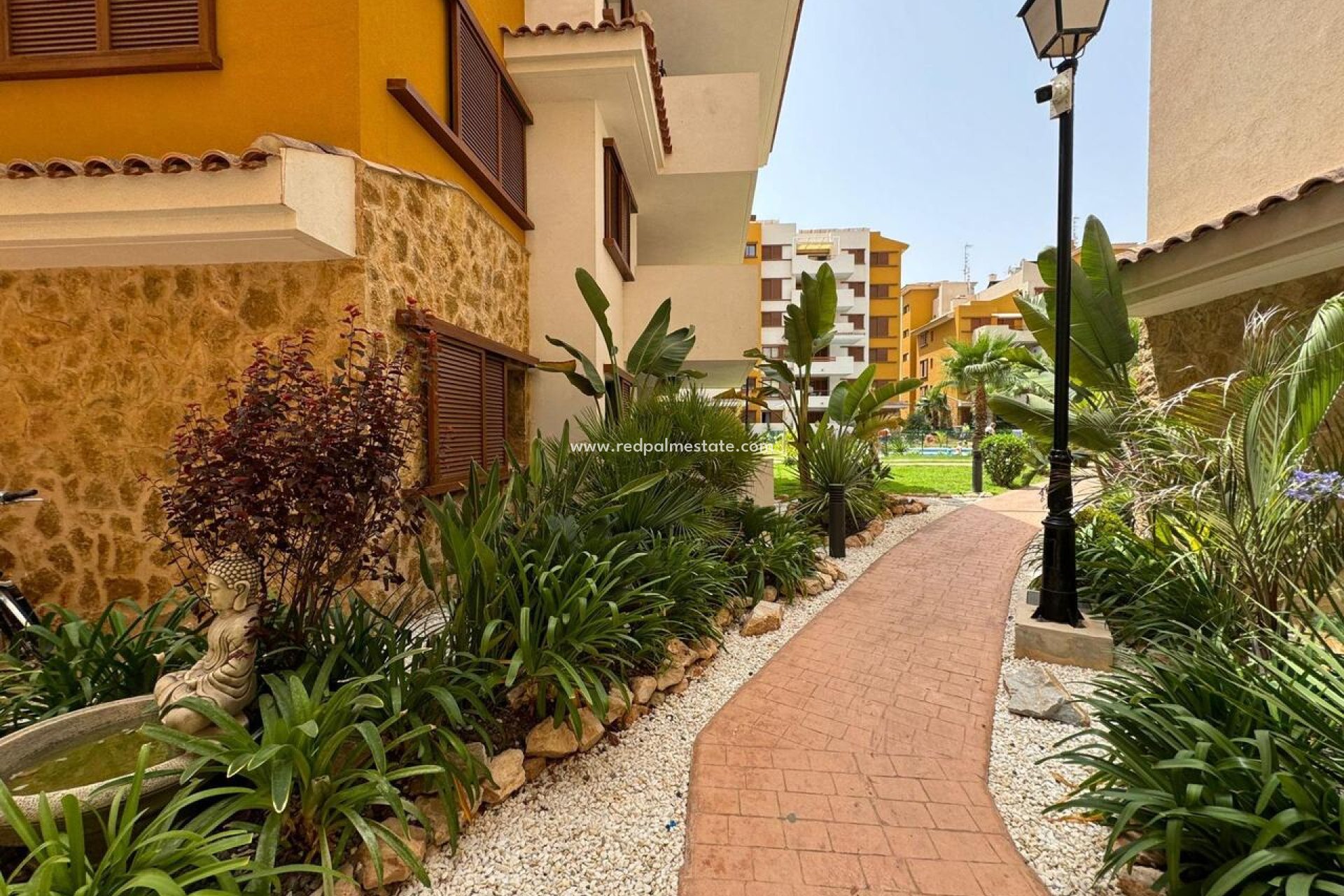 Resale - Apartment -
Torrevieja - Inland