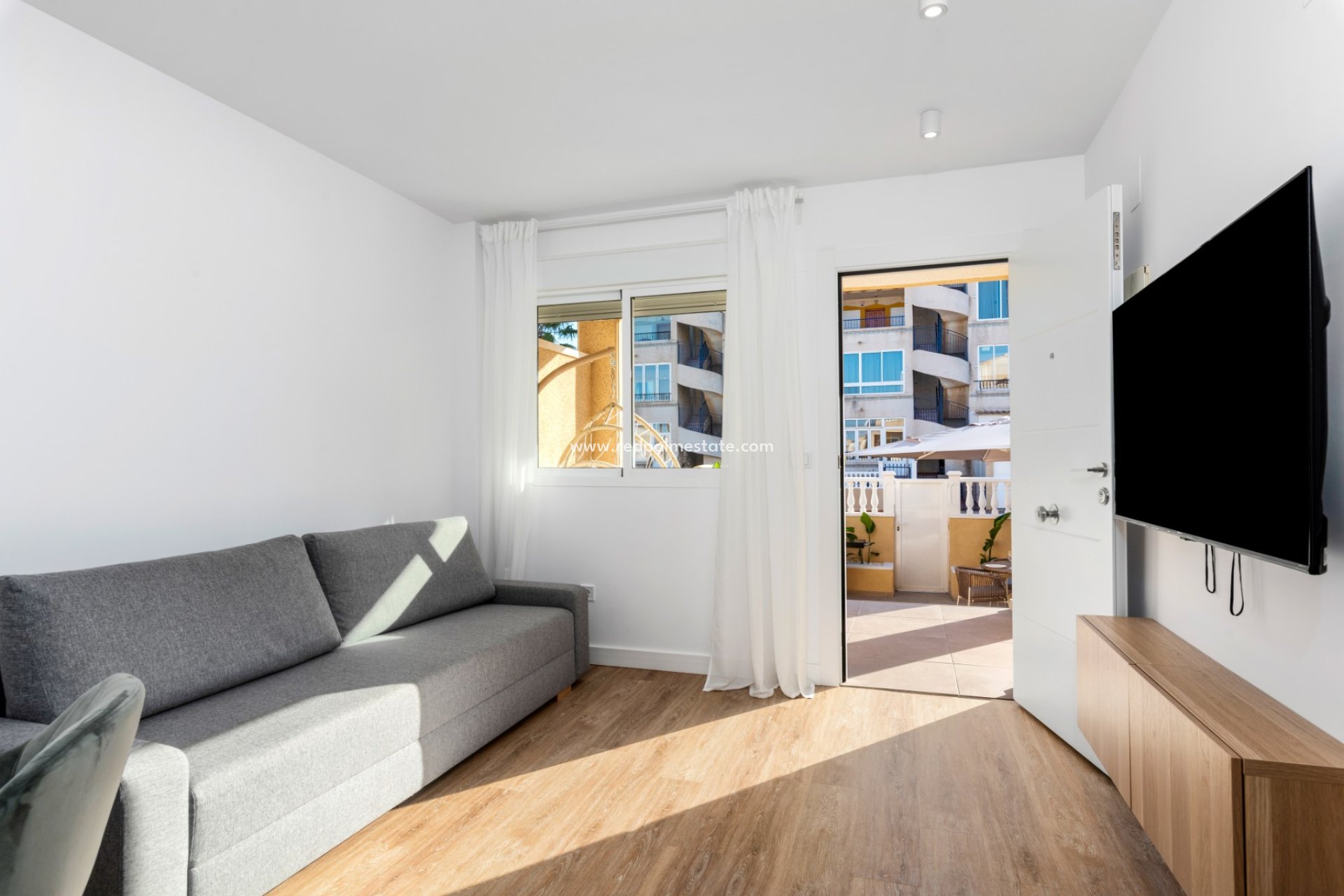 Resale - Apartment -
Torrevieja - La Ciñuela