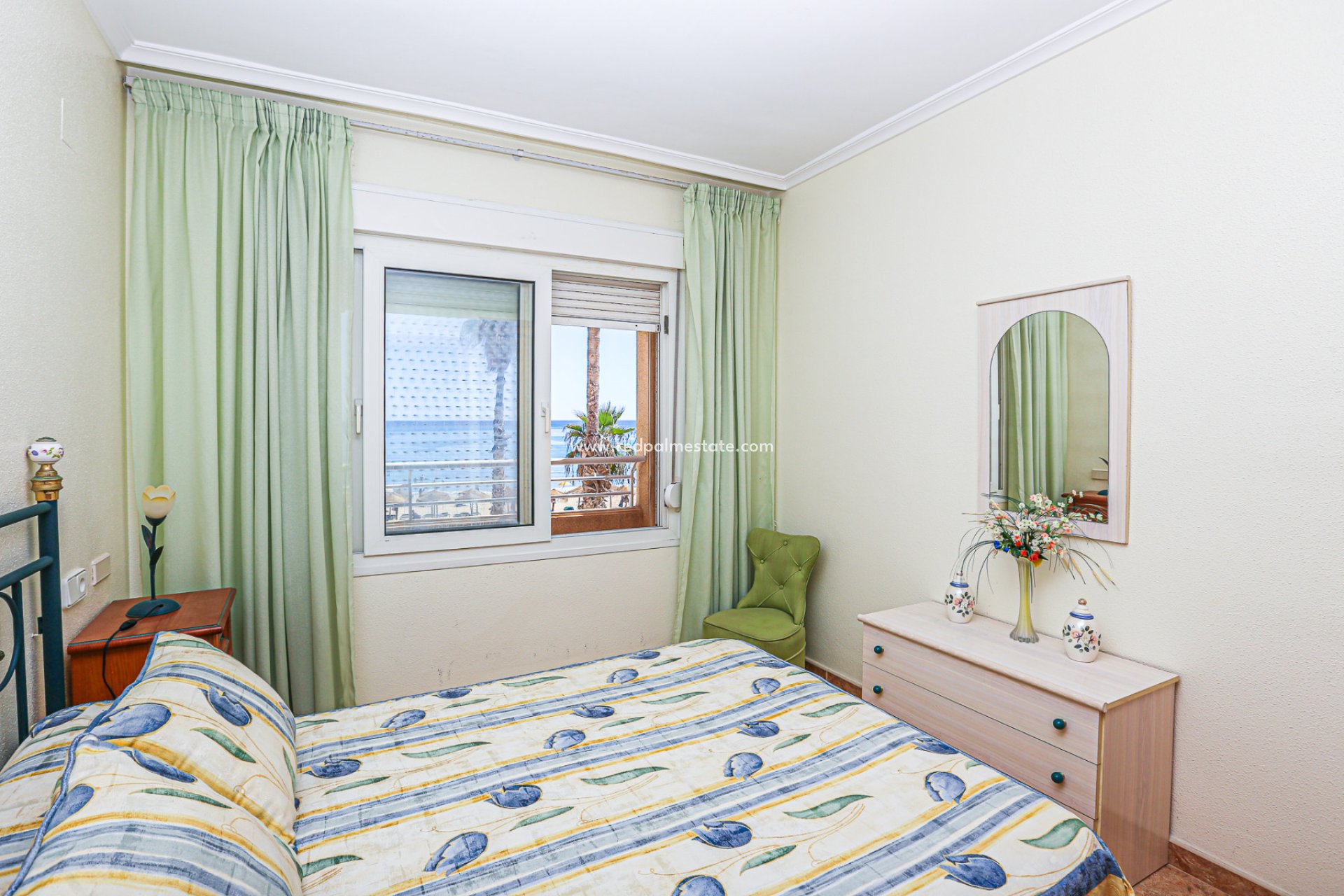 Resale - Apartment -
Torrevieja - La Mata