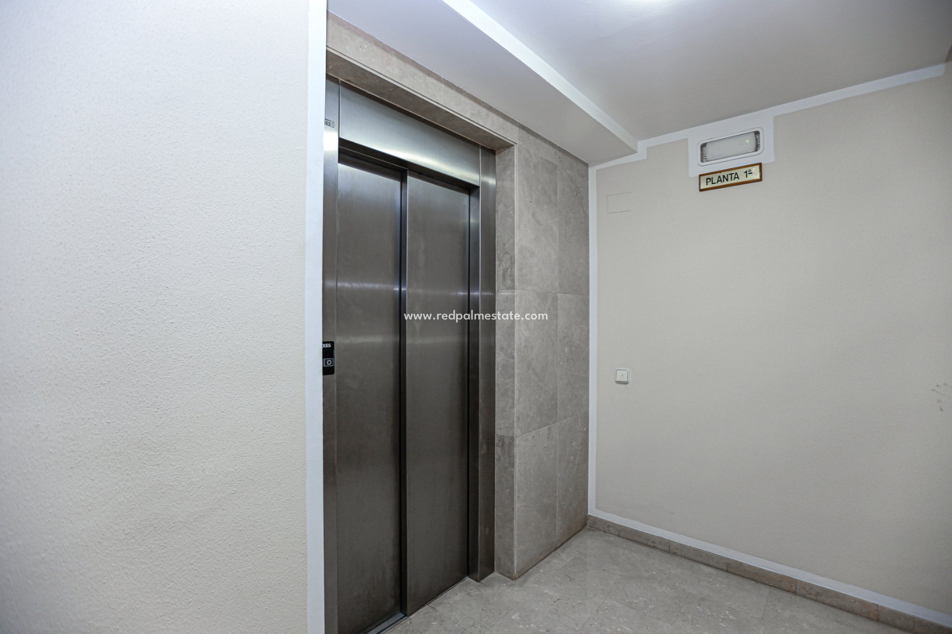 Resale - Apartment -
Torrevieja - La Mata