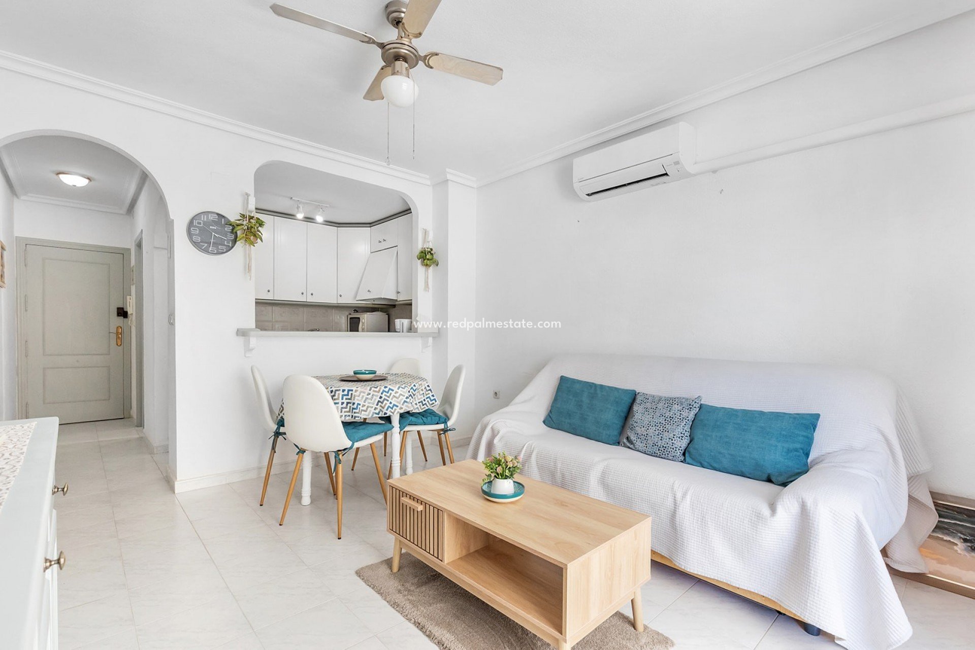 Resale - Apartment -
Torrevieja - La Mata