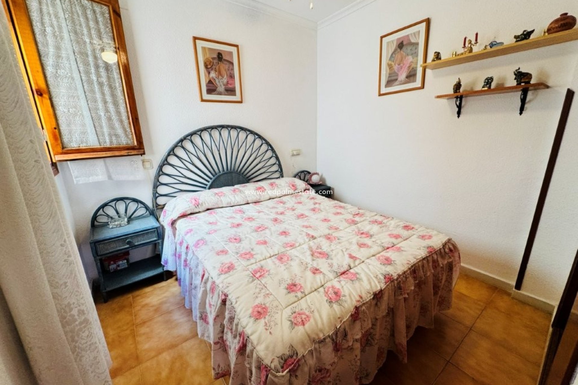 Resale - Apartment -
Torrevieja - La Mata