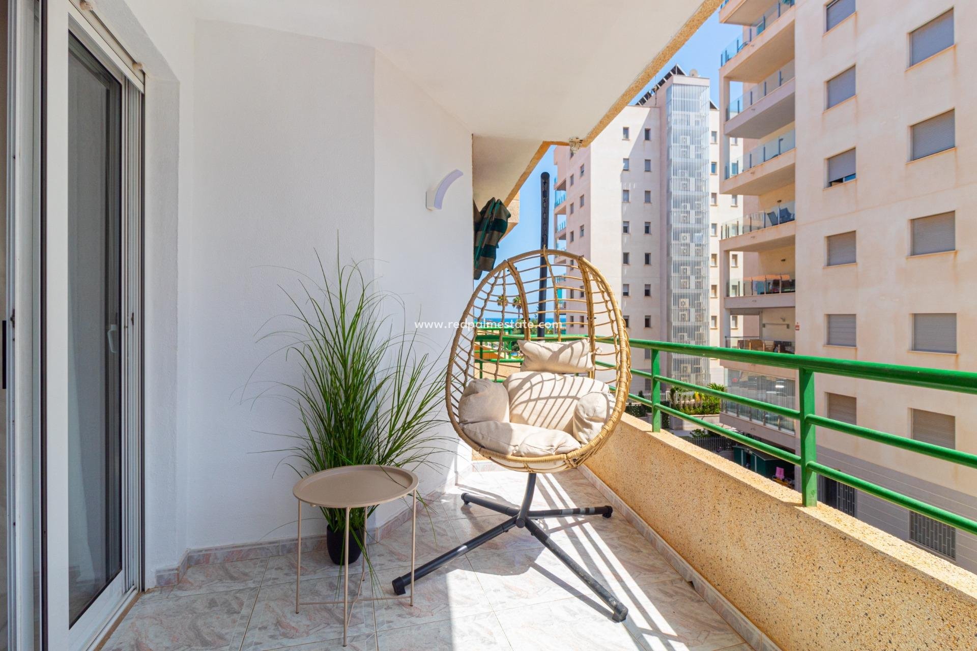 Resale - Apartment -
Torrevieja - La Mata