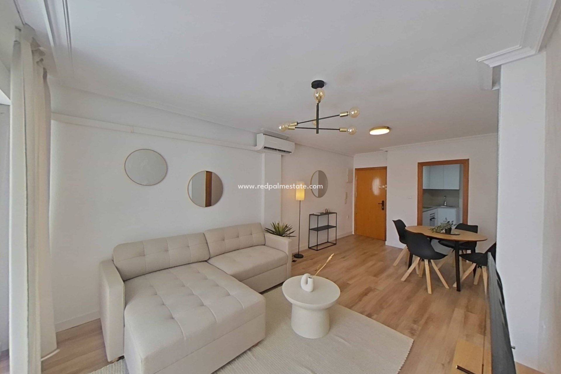 Resale - Apartment -
Torrevieja - La Mata
