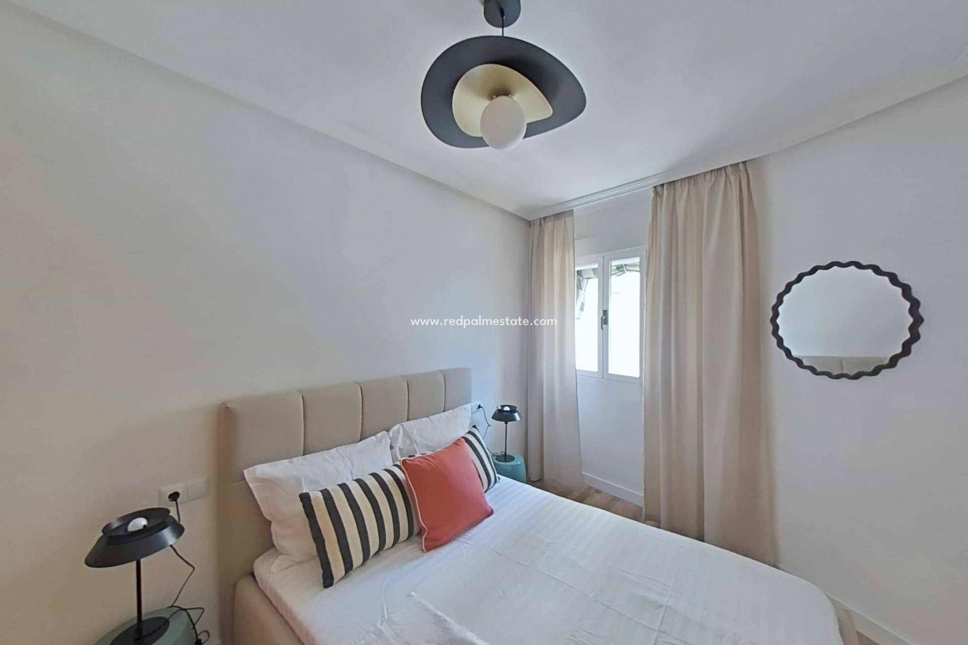 Resale - Apartment -
Torrevieja - La Mata