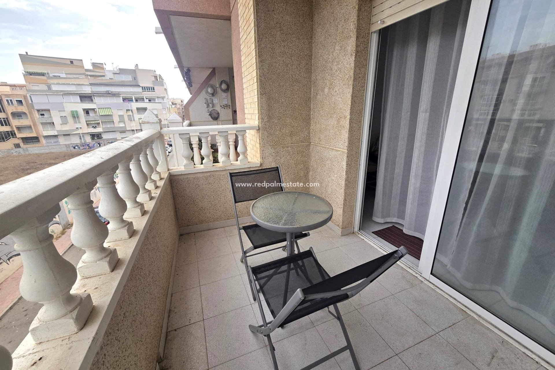 Resale - Apartment -
Torrevieja - La Mata