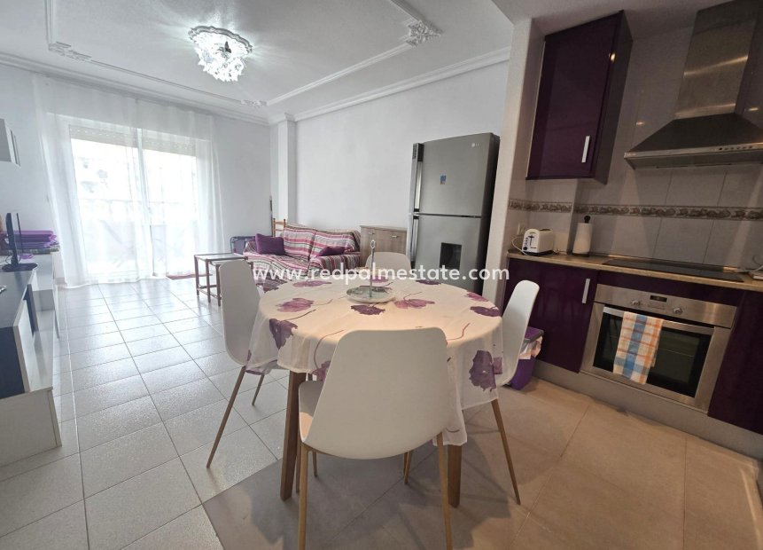 Resale - Apartment -
Torrevieja - La Mata