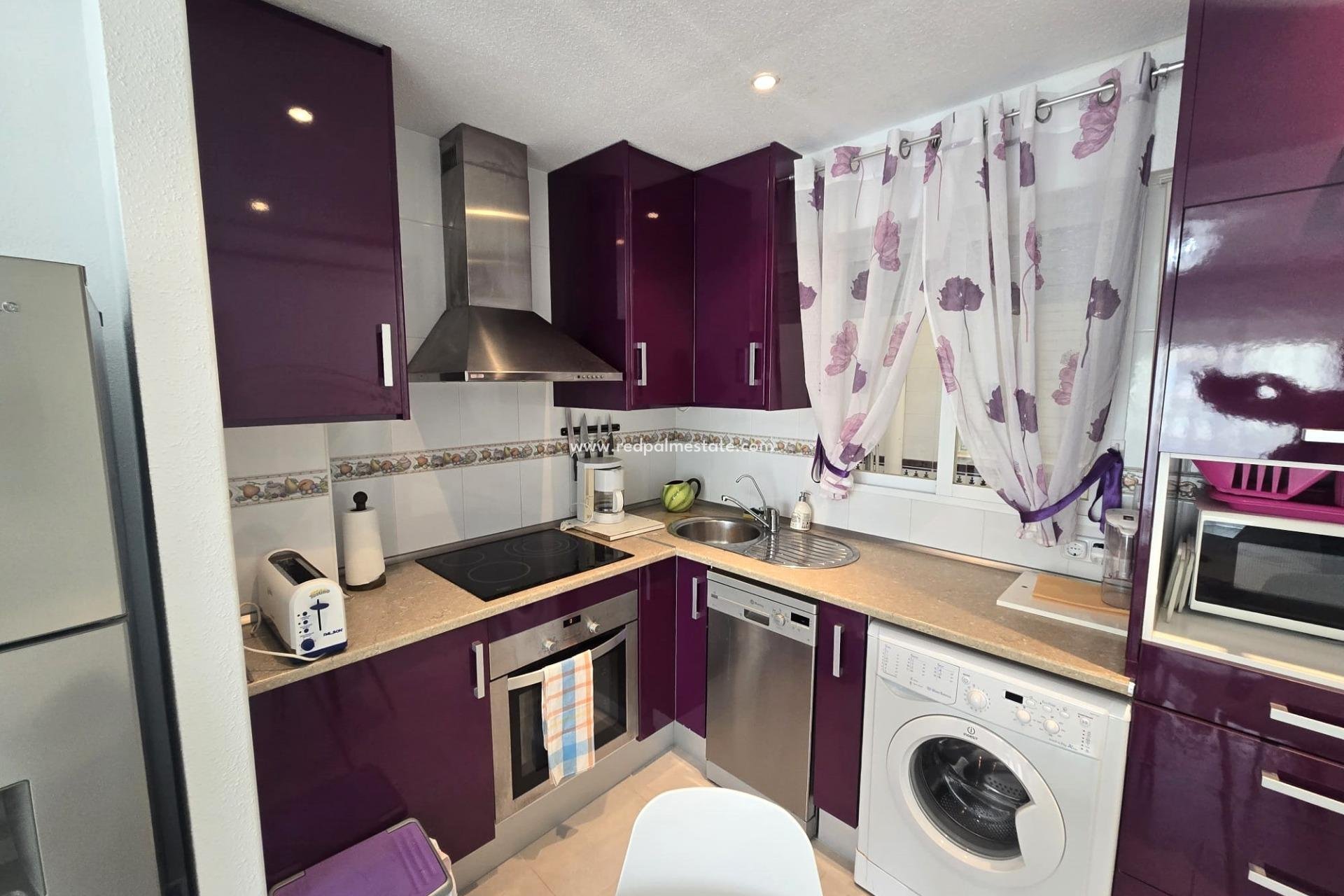 Resale - Apartment -
Torrevieja - La Mata
