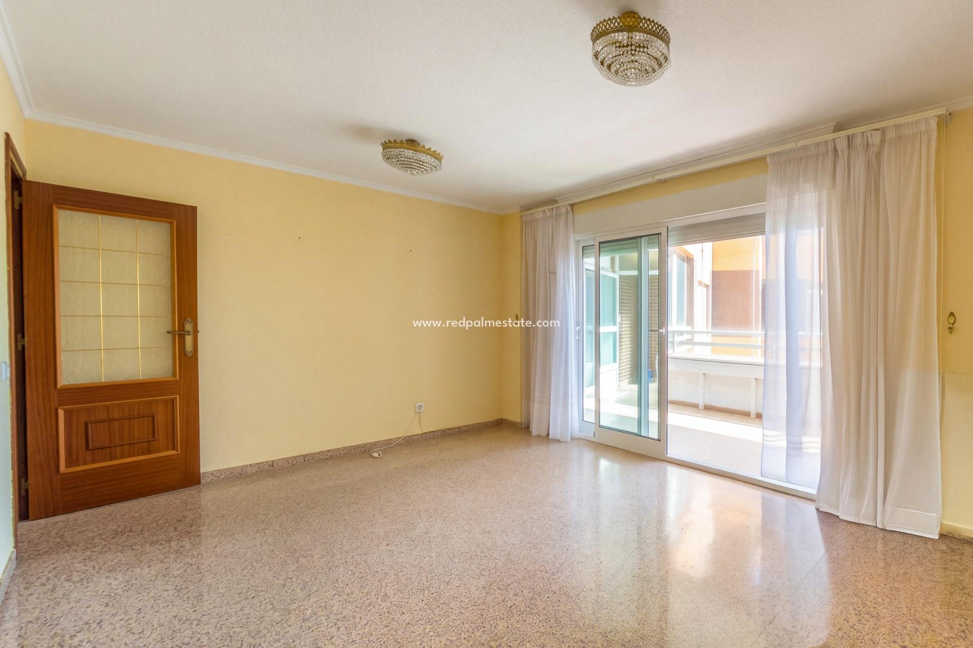 Resale - Apartment -
Torrevieja - La Mata