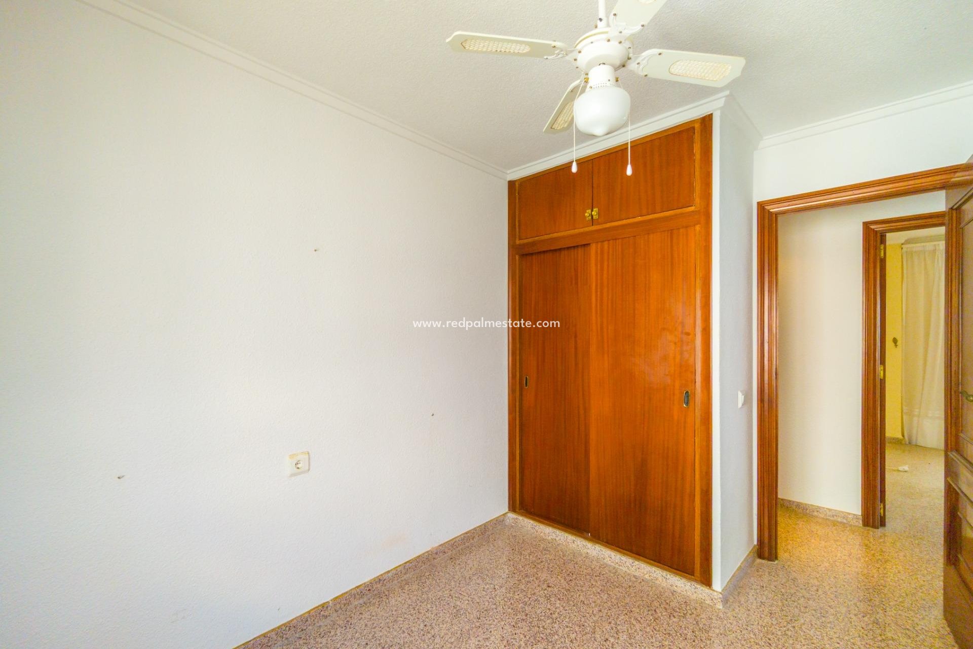 Resale - Apartment -
Torrevieja - La Mata