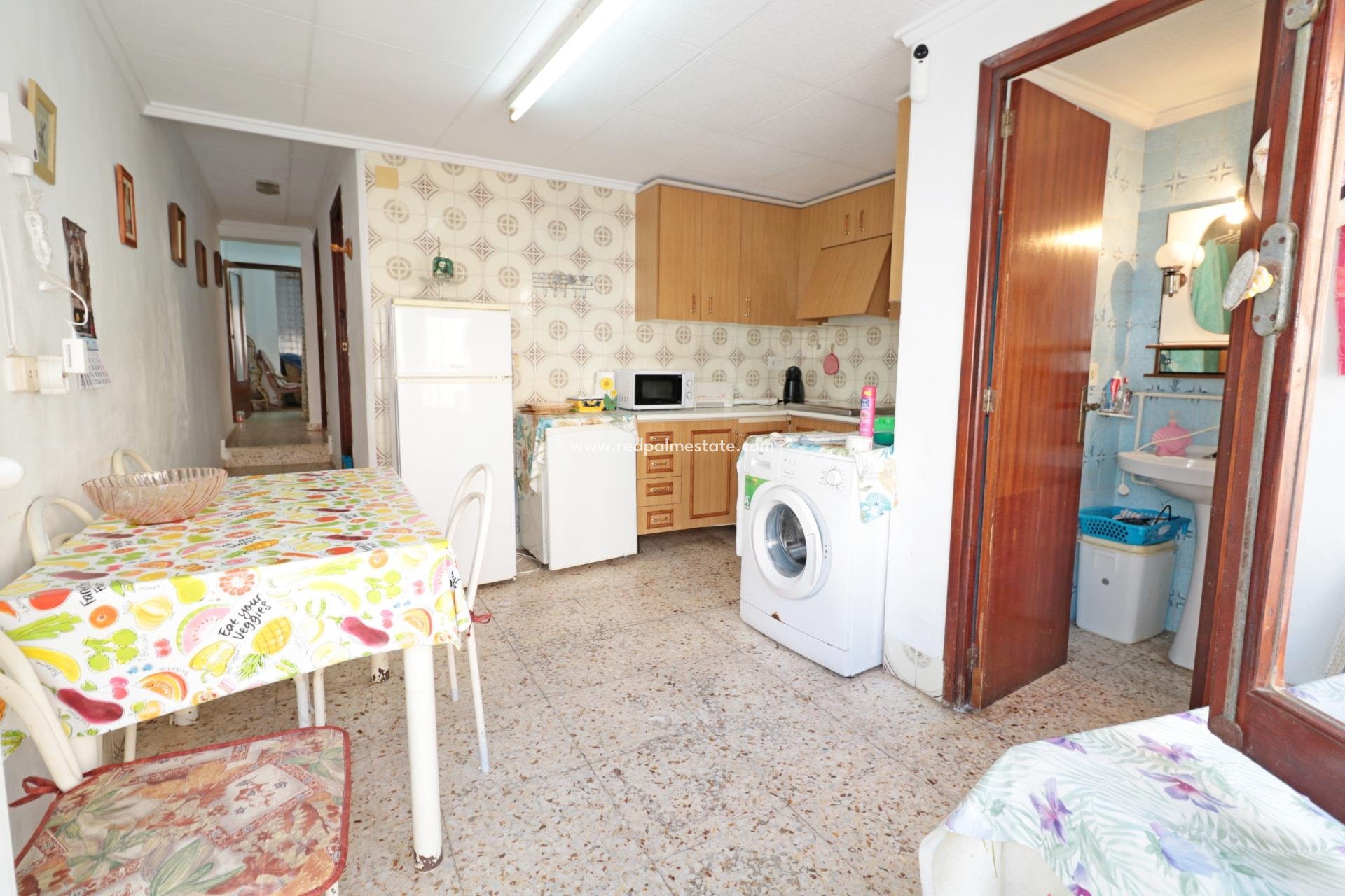 Resale - Apartment -
Torrevieja - La Mata
