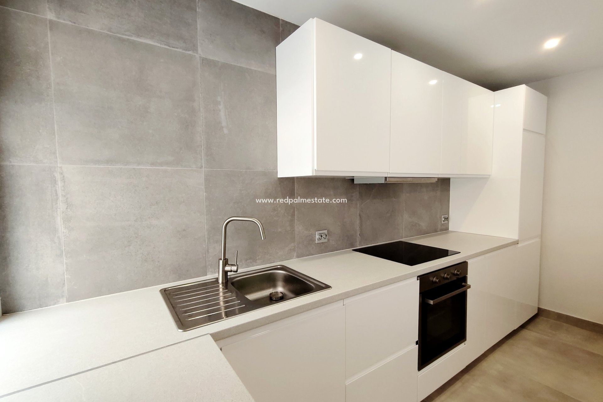 Resale - Apartment -
Torrevieja - La Mata