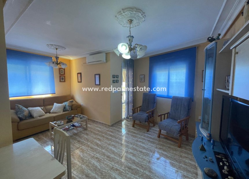 Resale - Apartment -
Torrevieja - La Mata