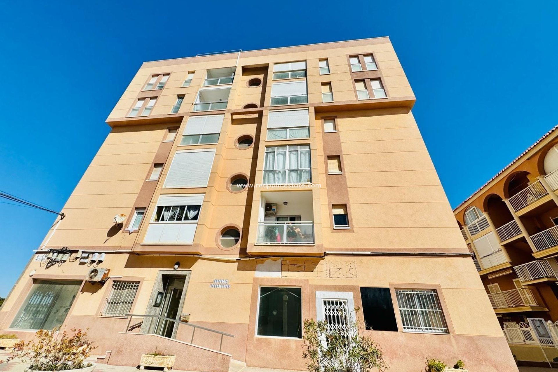 Resale - Apartment -
Torrevieja - La Mata