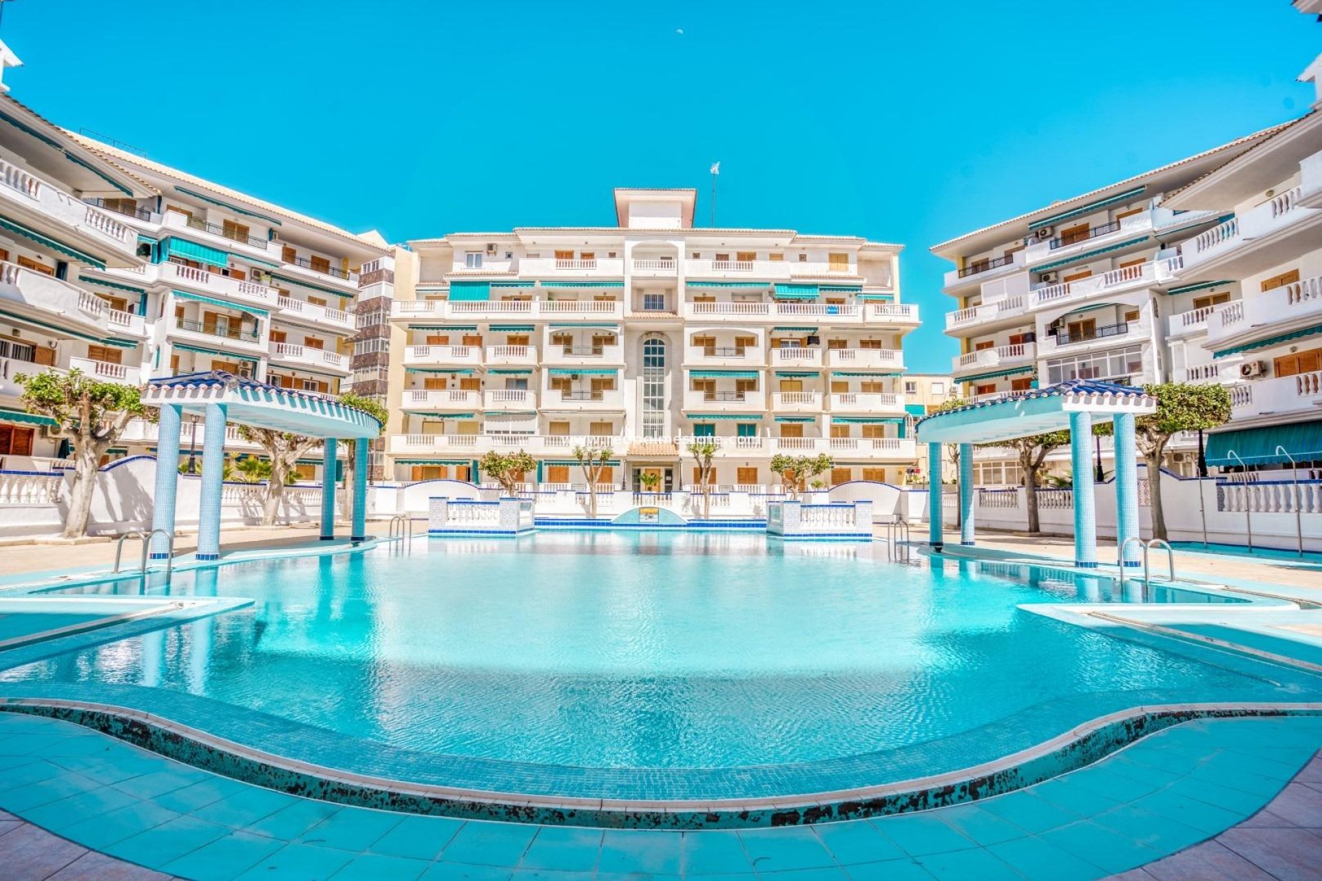 Resale - Apartment -
Torrevieja - La Mata