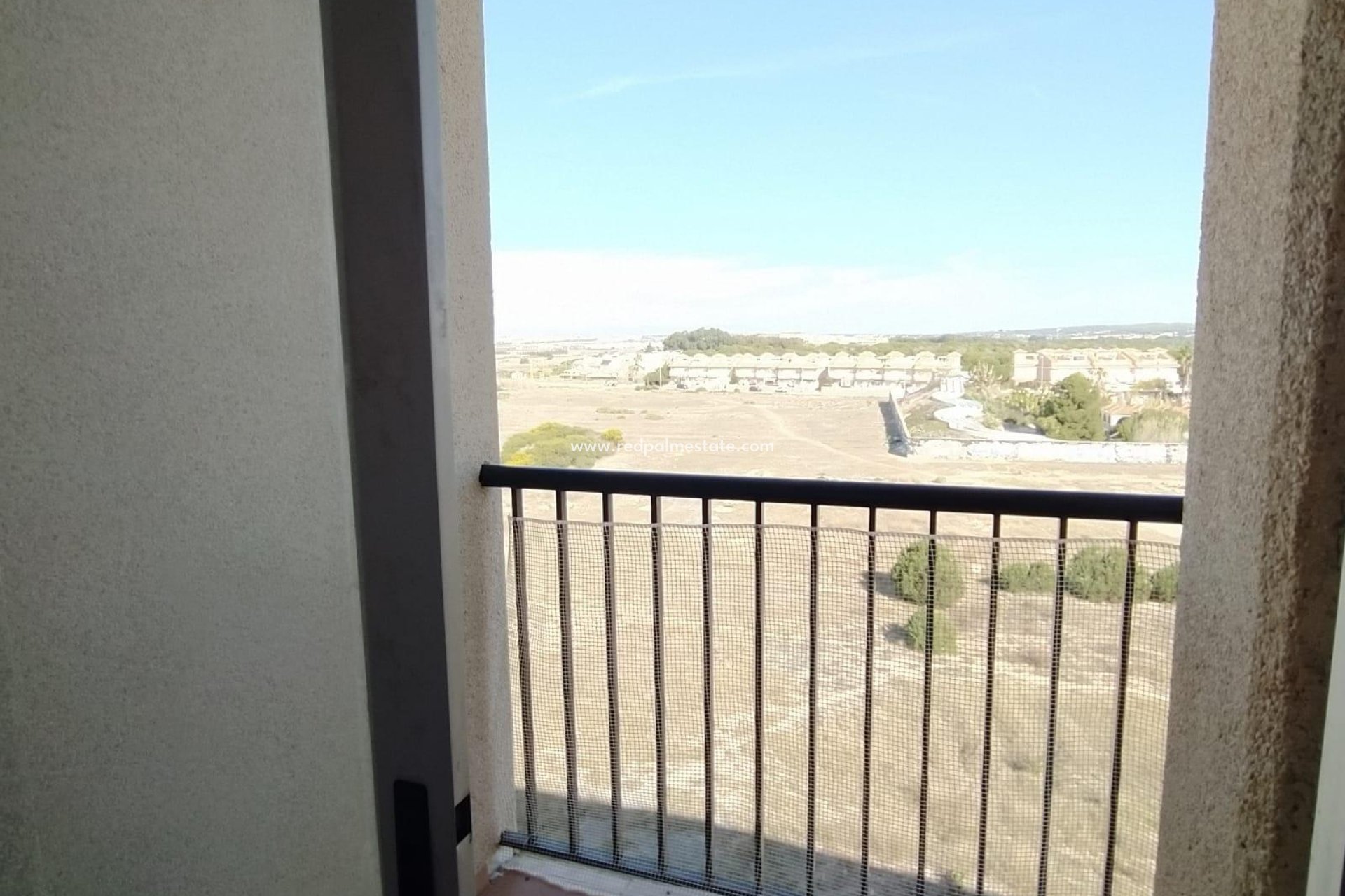 Resale - Apartment -
Torrevieja - La Mata