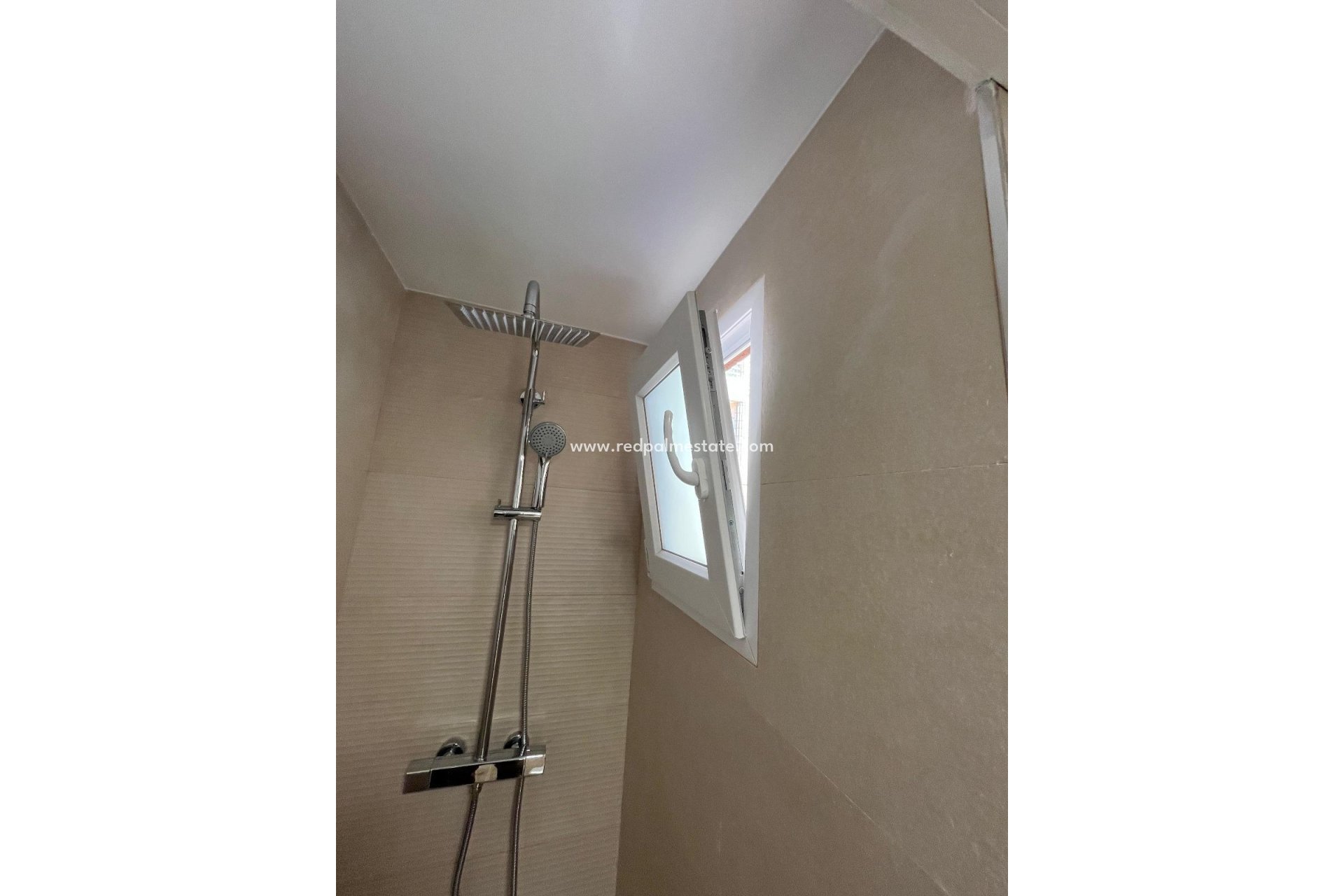 Resale - Apartment -
Torrevieja - La Mata