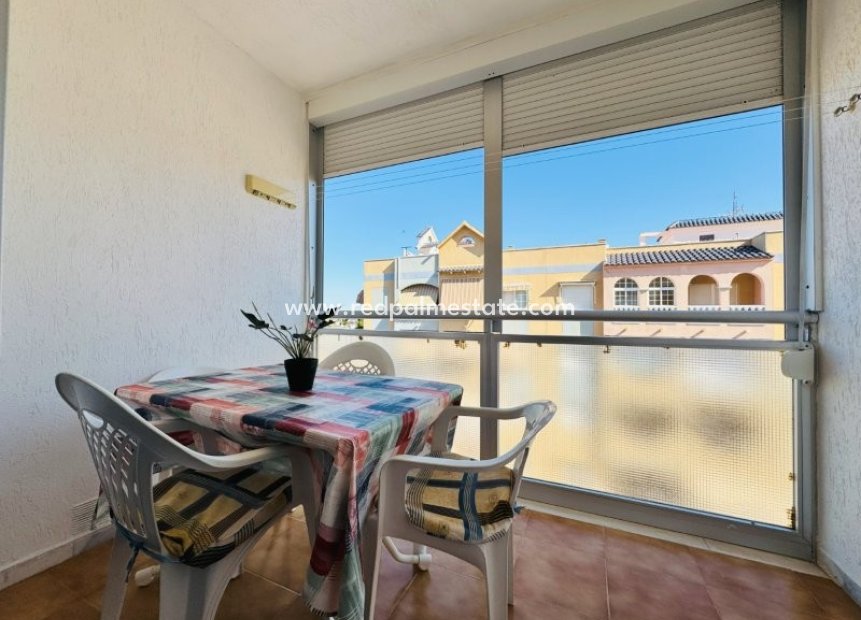Resale - Apartment -
Torrevieja - La Mata