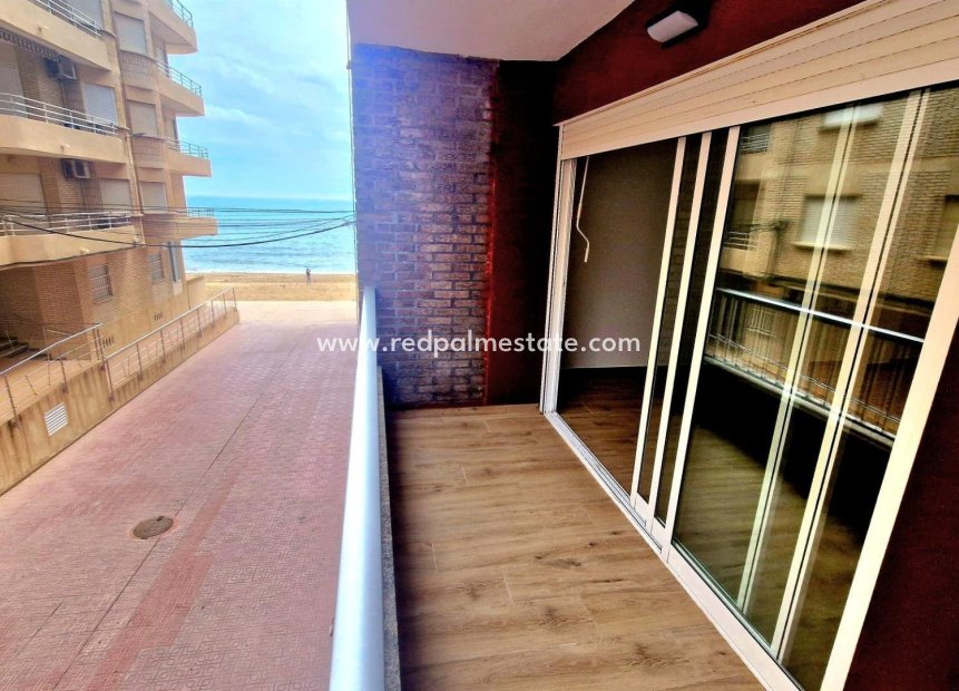 Resale - Apartment -
Torrevieja - La Mata