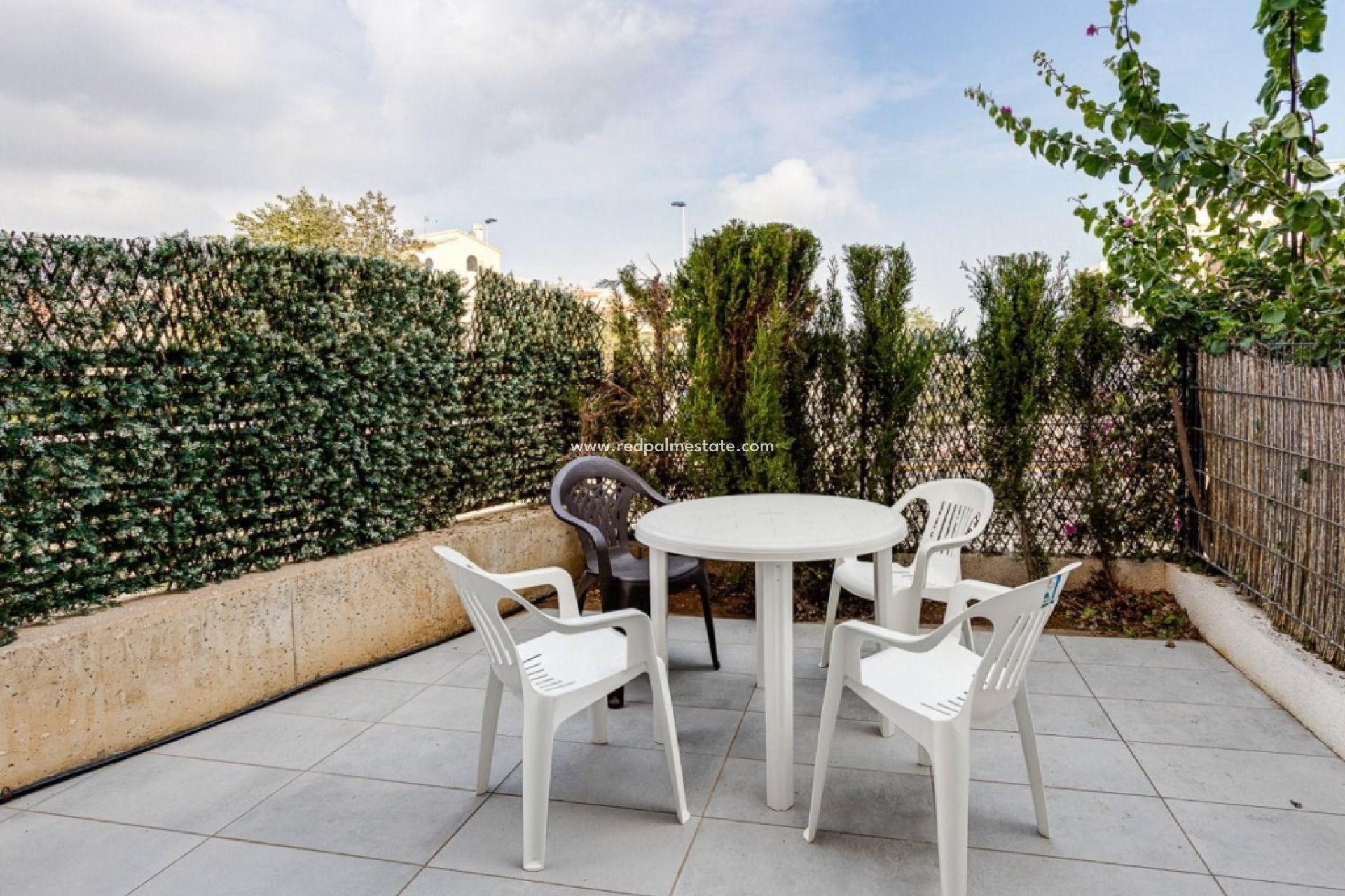 Resale - Apartment -
Torrevieja - La Mata