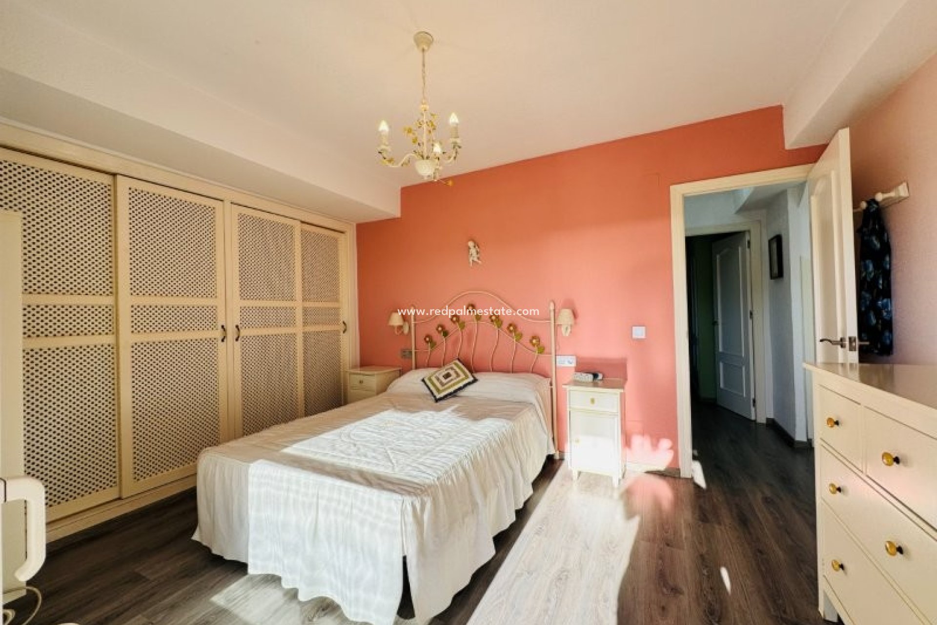 Resale - Apartment -
Torrevieja - La Mata