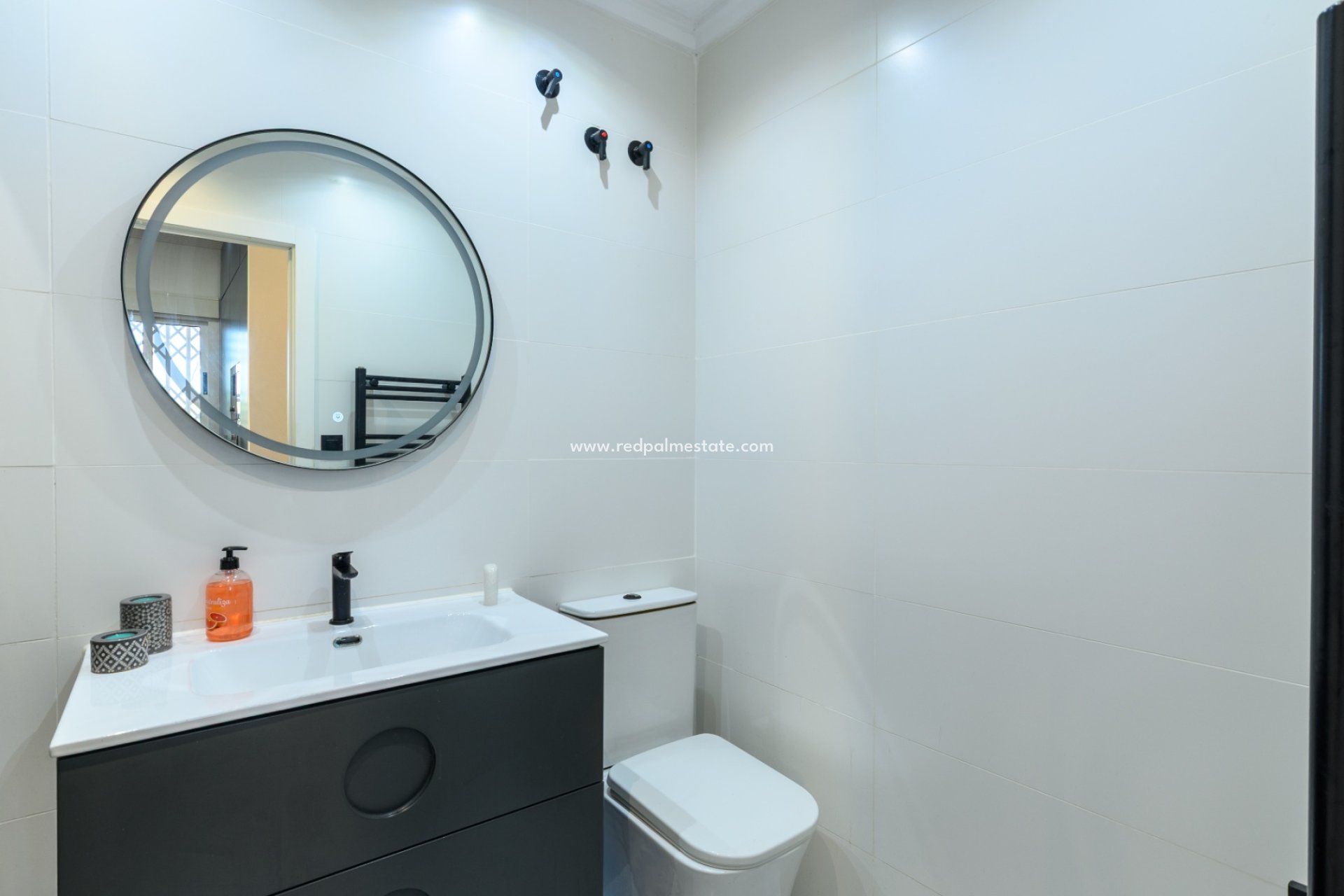 Resale - Apartment -
Torrevieja - La Mata