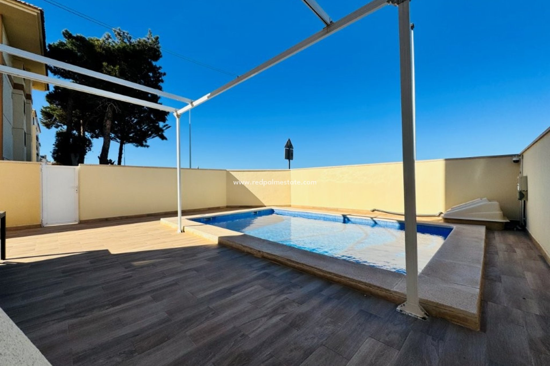 Resale - Apartment -
Torrevieja - La Mata