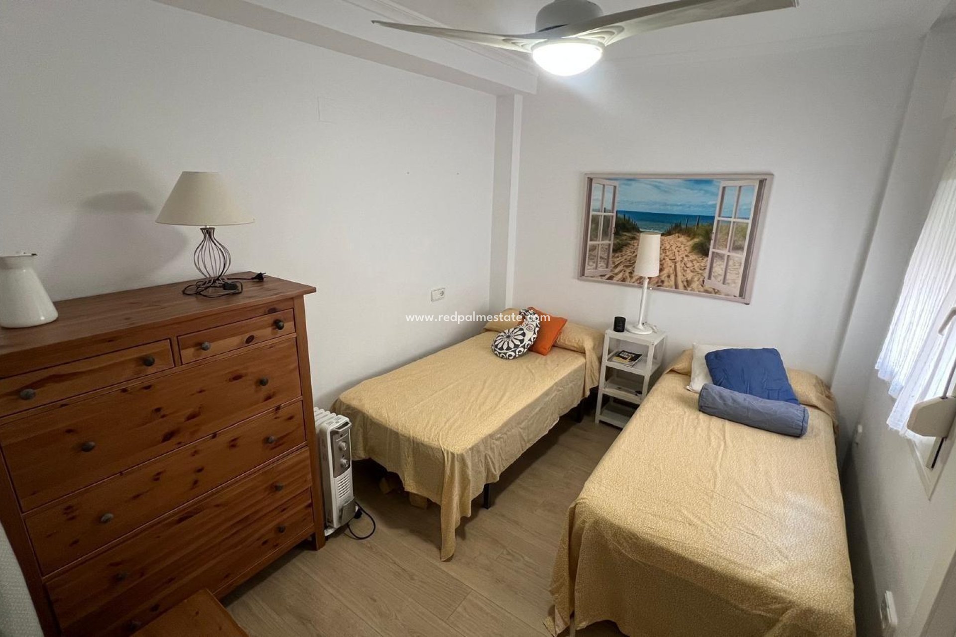Resale - Apartment -
Torrevieja - La Mata