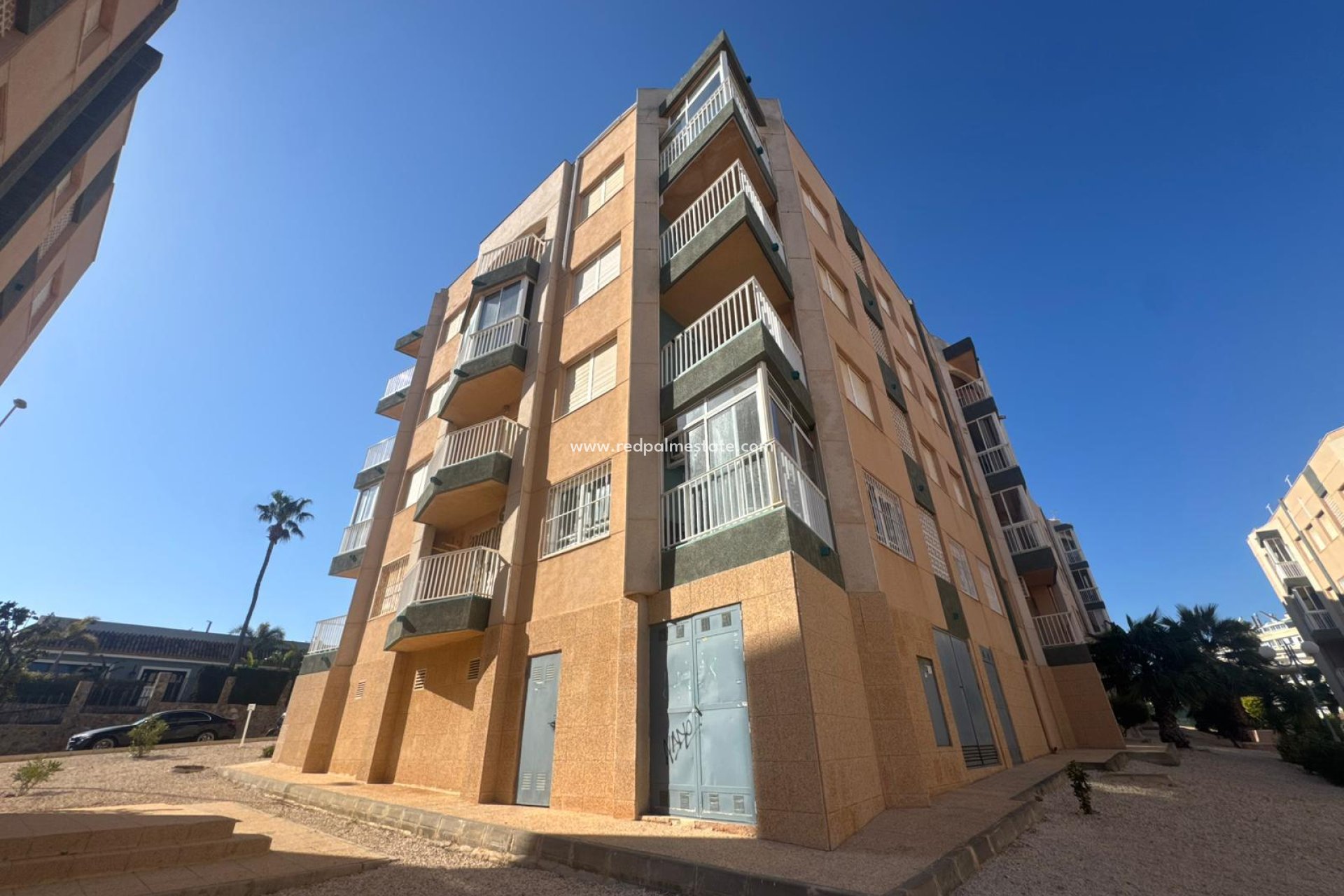 Resale - Apartment -
Torrevieja - La Mata