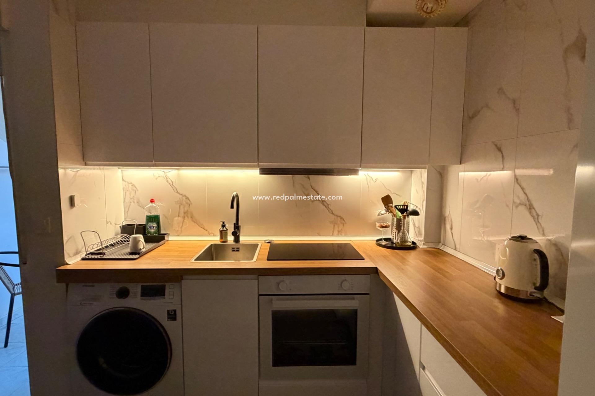 Resale - Apartment -
Torrevieja - La Mata