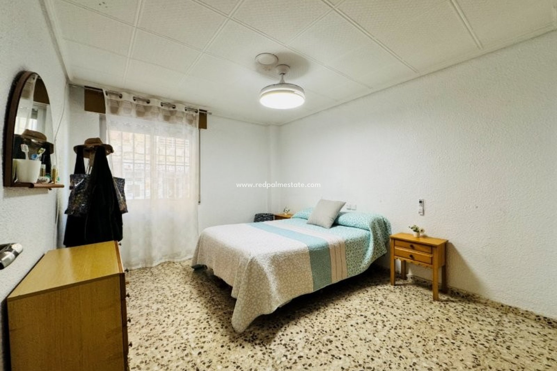 Resale - Apartment -
Torrevieja - La Mata