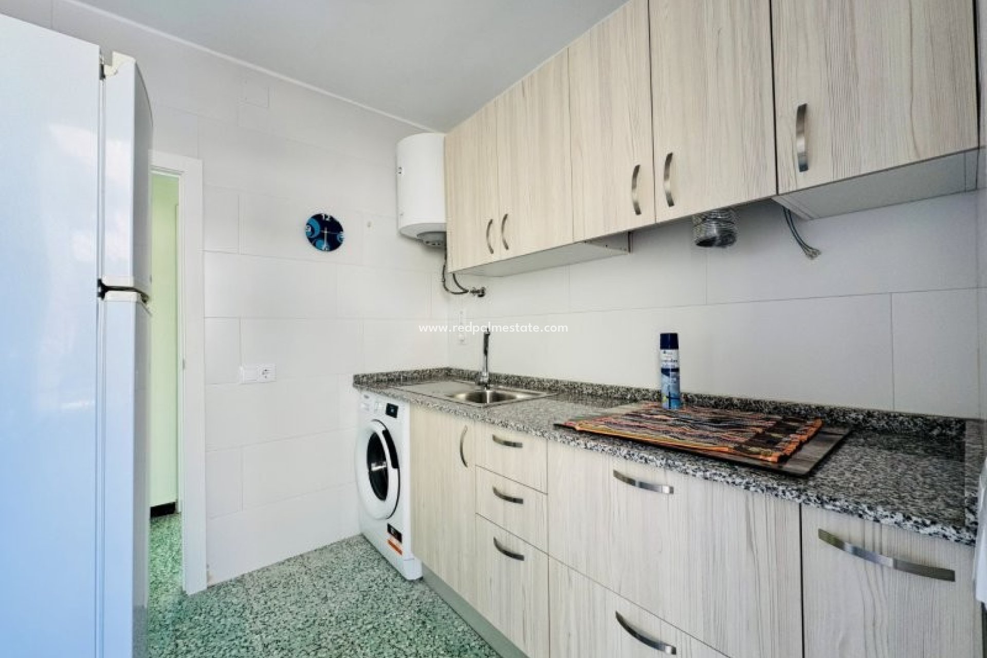 Resale - Apartment -
Torrevieja - La Mata