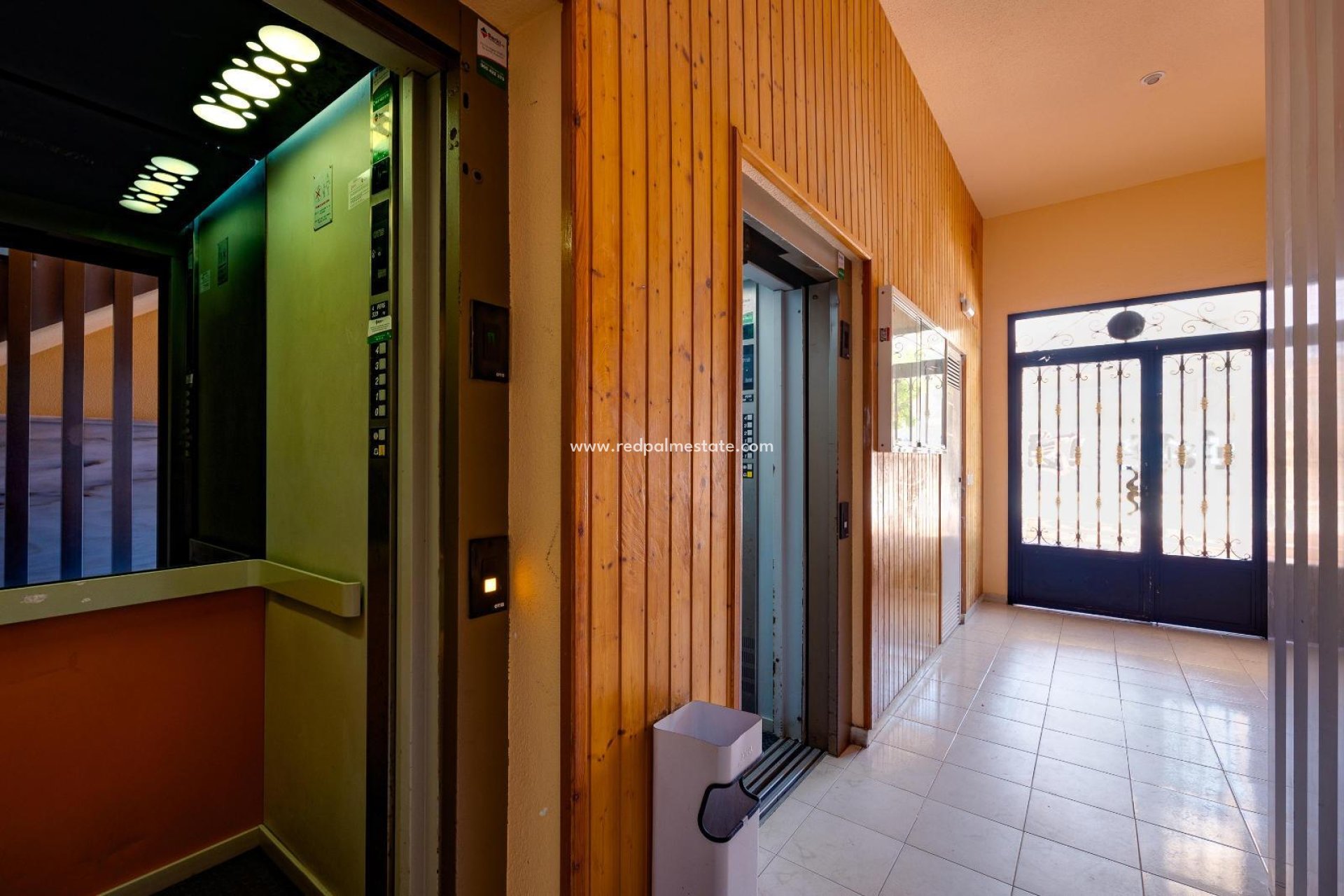 Resale - Apartment -
Torrevieja - La Mata