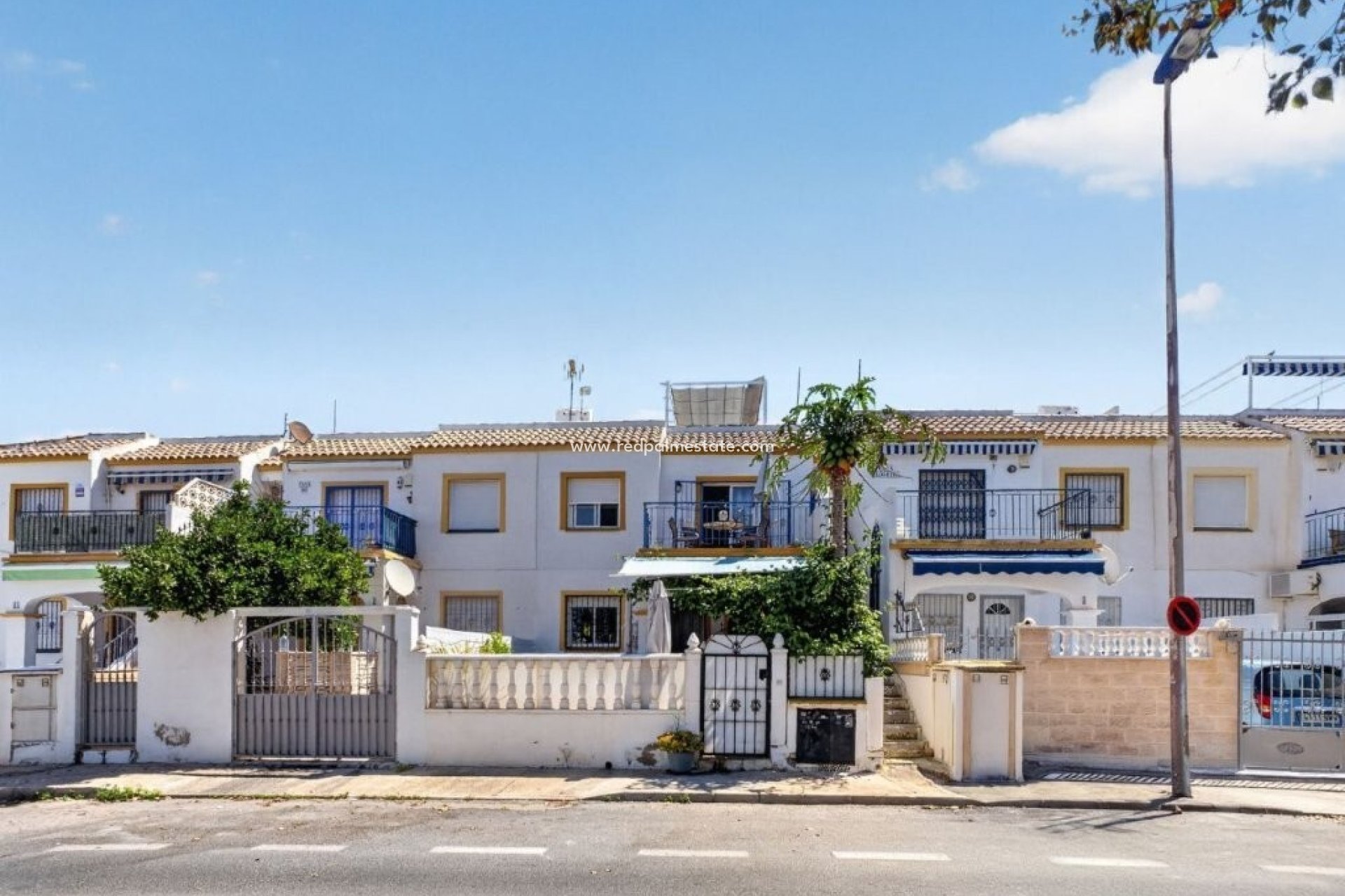 Resale - Apartment -
Torrevieja - La Siesta - El Salado -  Torreta
