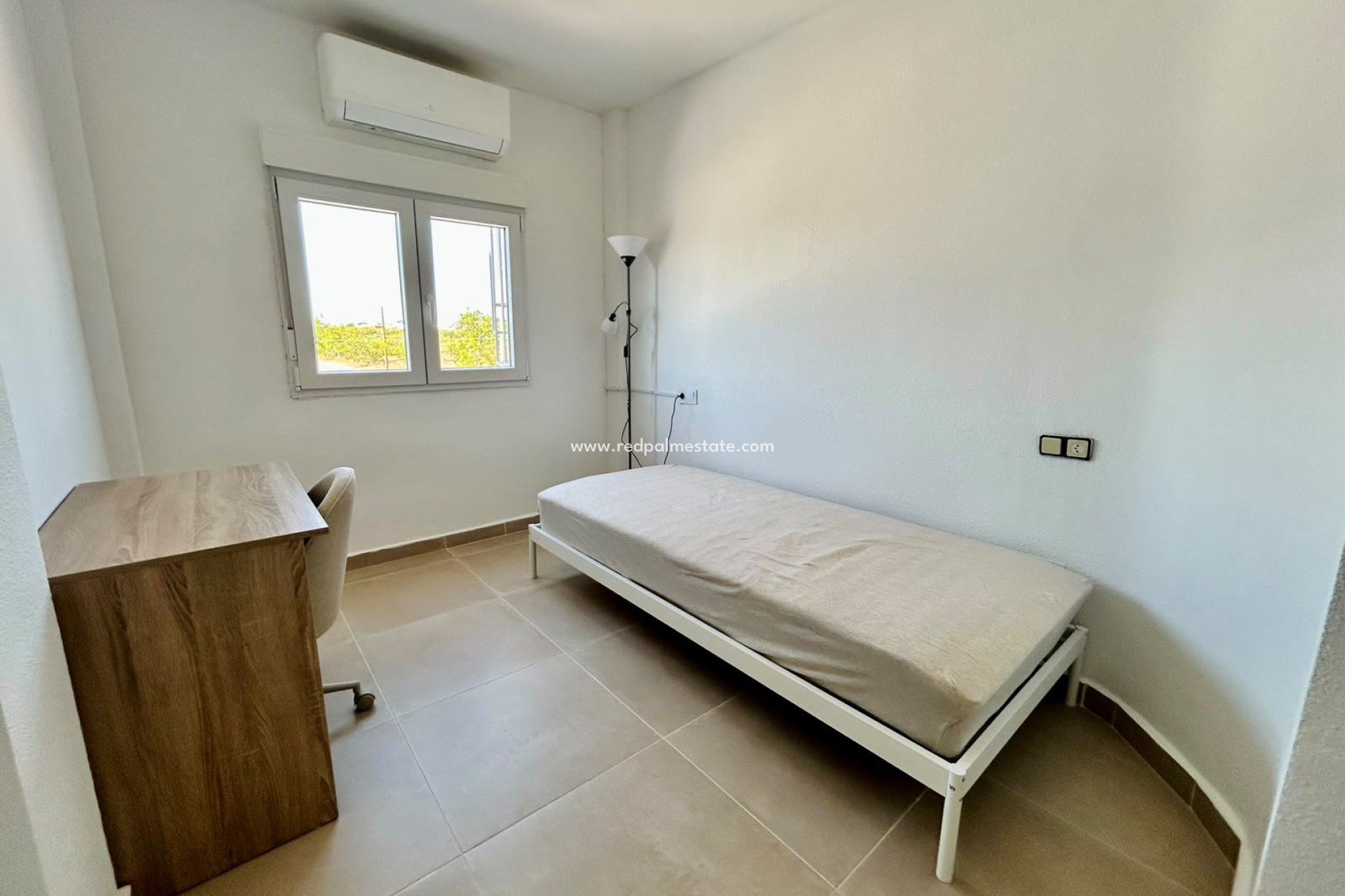 Resale - Apartment -
Torrevieja - La Siesta - El Salado -  Torreta
