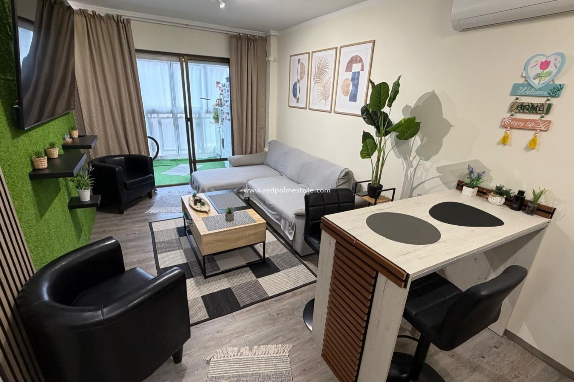 Resale - Apartment -
Torrevieja - La Siesta - El Salado - Torreta