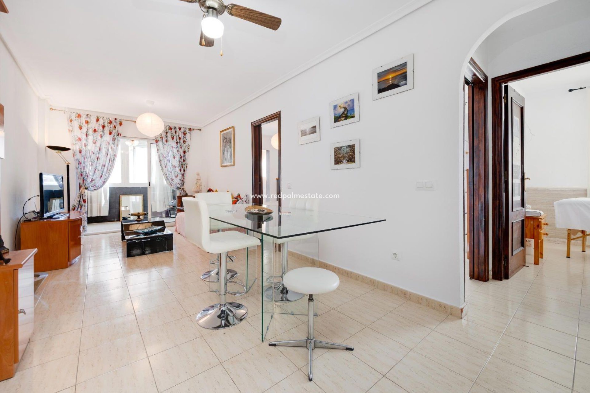 Resale - Apartment -
Torrevieja - La Siesta - El Salado - Torreta