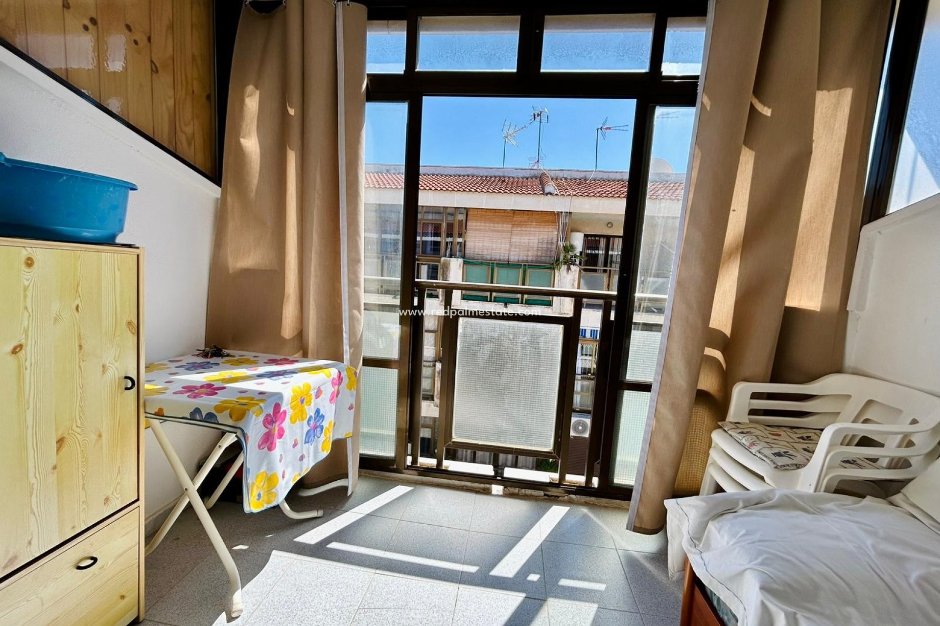 Resale - Apartment -
Torrevieja - La Siesta - El Salado - Torreta