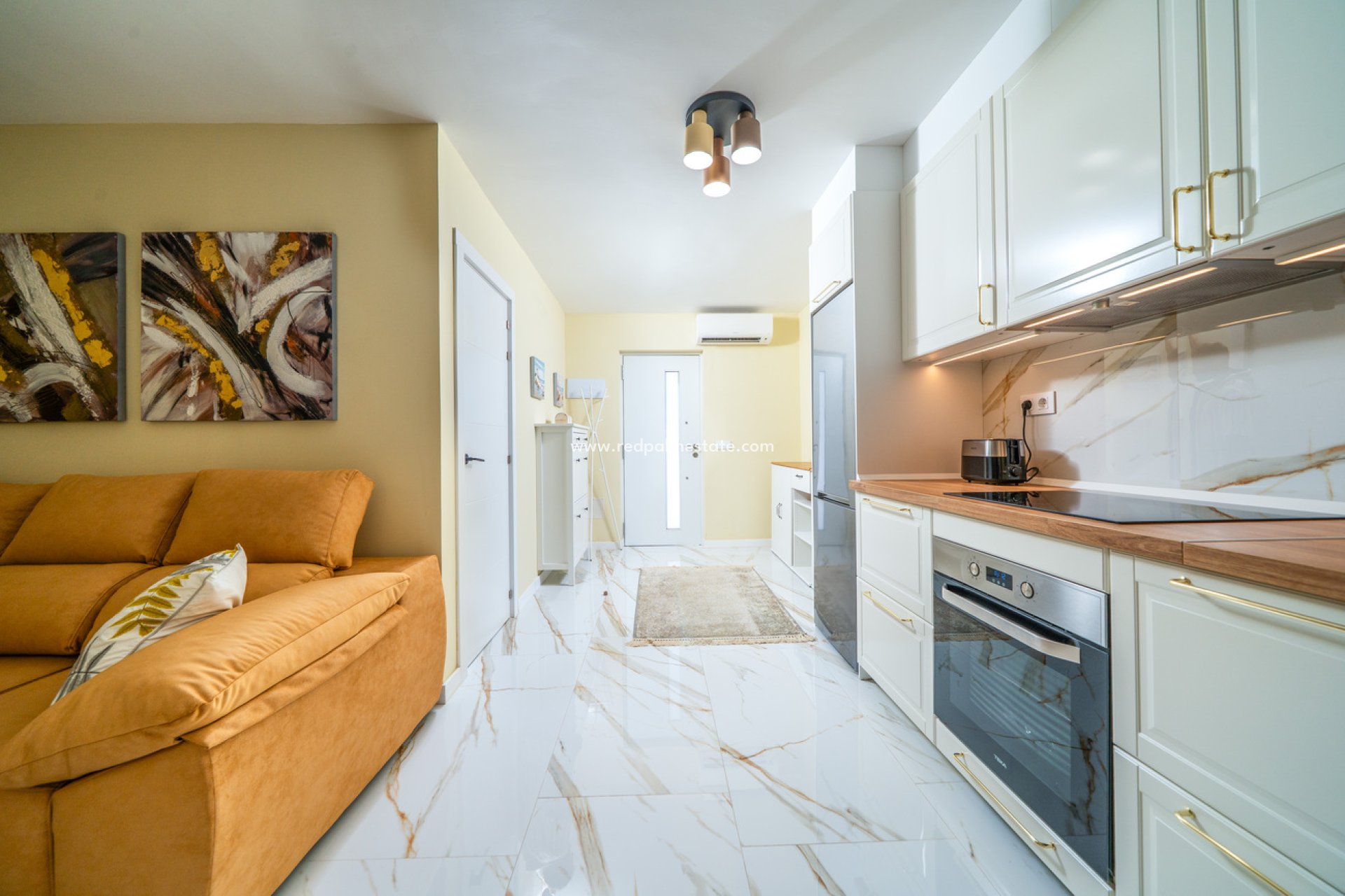 Resale - Apartment -
Torrevieja - La Veleta