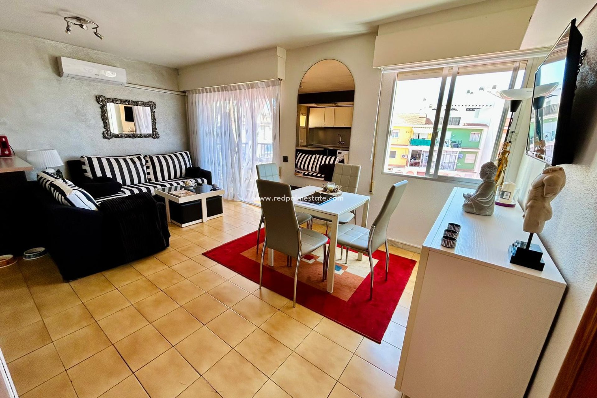 Resale - Apartment -
Torrevieja - La Veleta