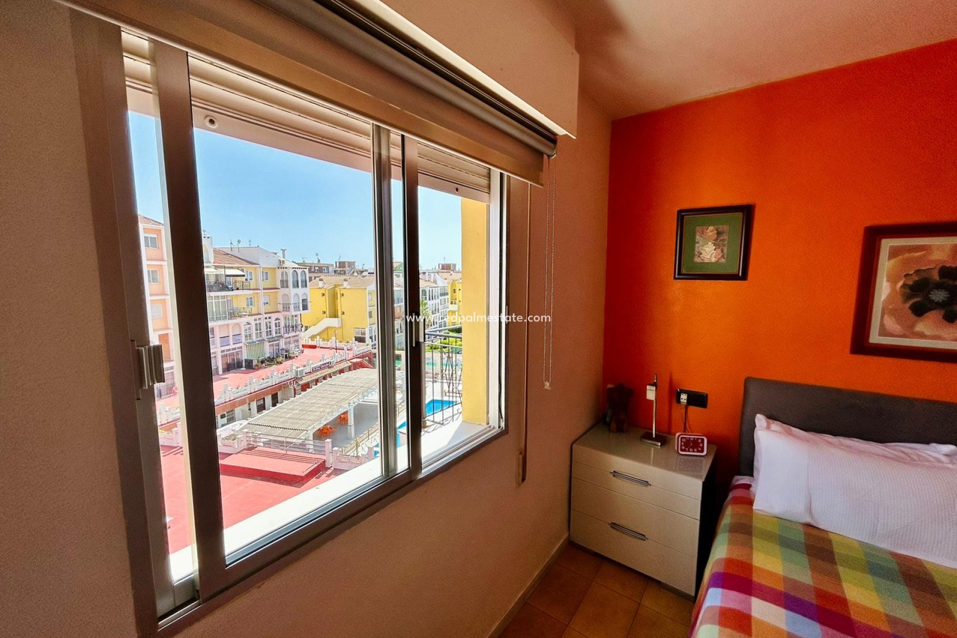 Resale - Apartment -
Torrevieja - La Veleta