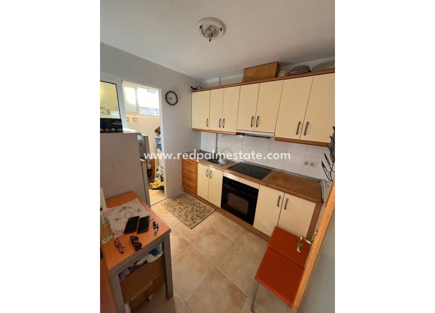 Resale - Apartment -
Torrevieja - La Veleta