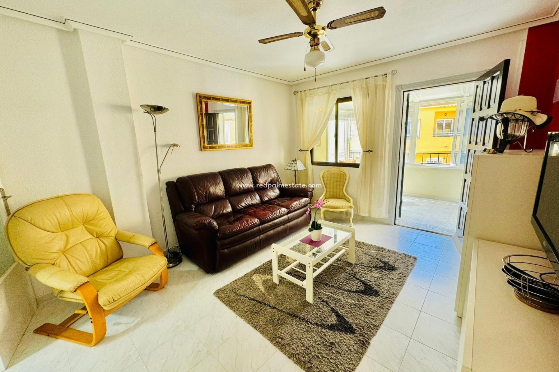 Resale - Apartment -
Torrevieja - La veleta