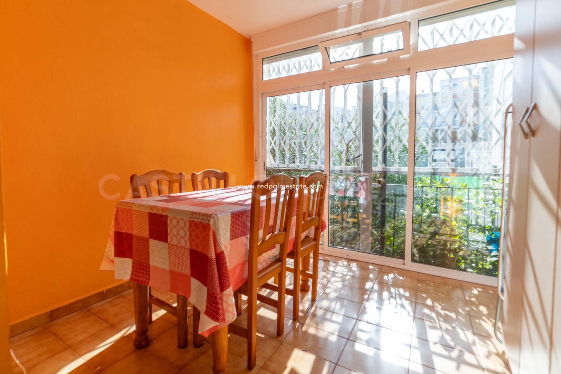 Resale - Apartment -
Torrevieja - La Veleta